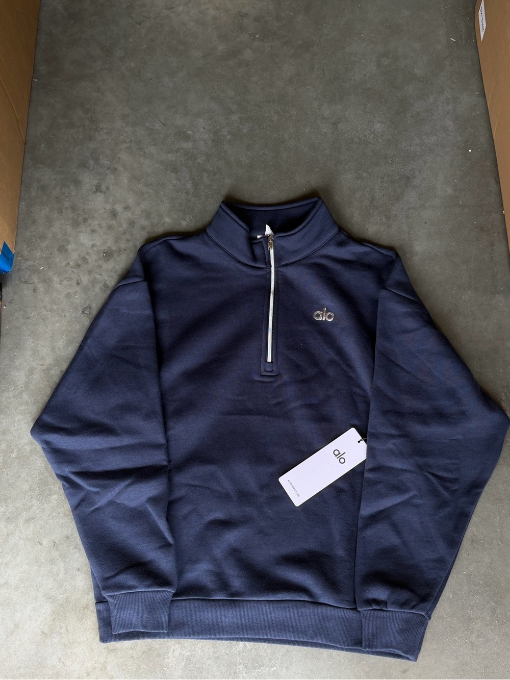 ALO Yoga Men’s Navy Half-Zip Mock Neck Sweater